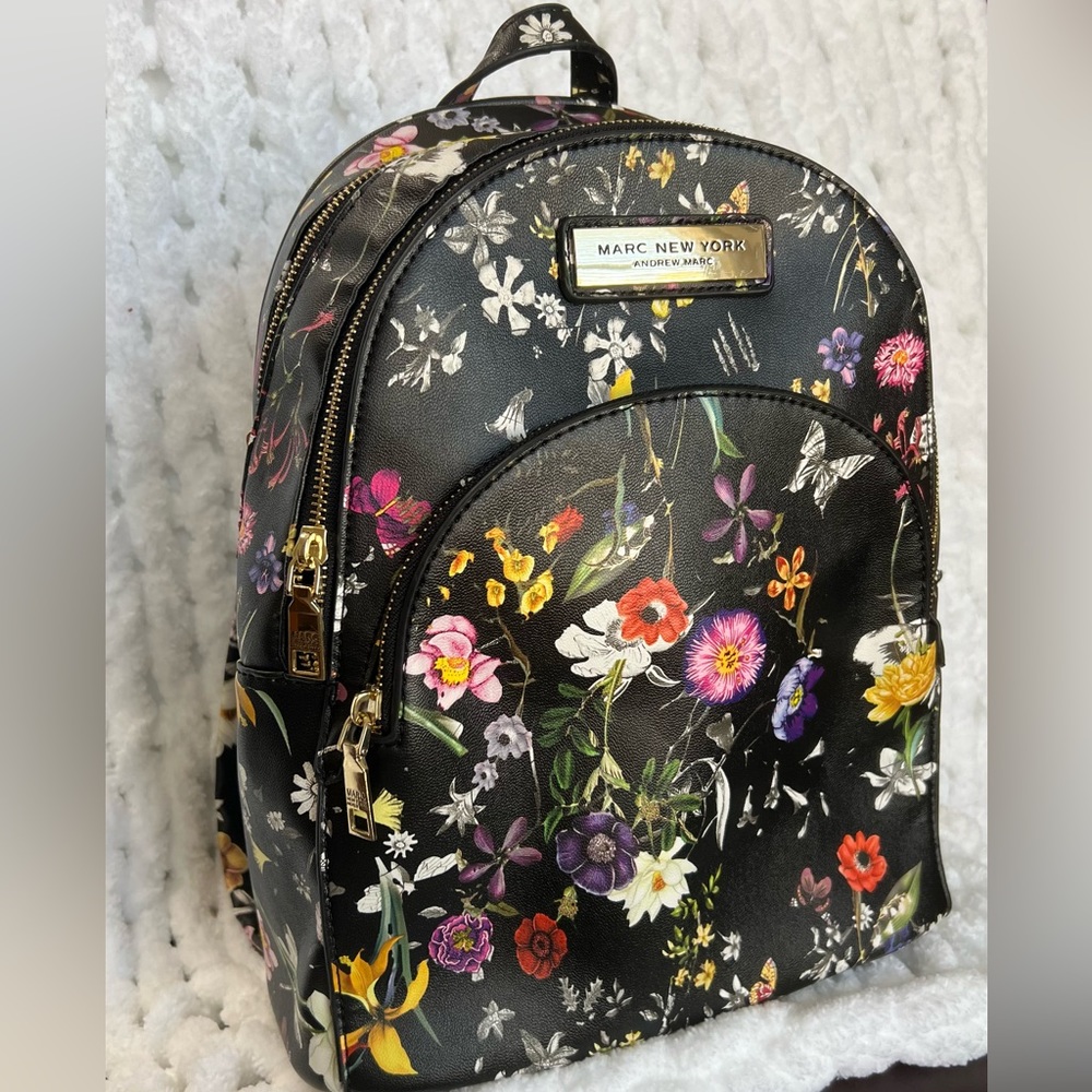 💐Marc New York by Andrew Marc Floral Backpack